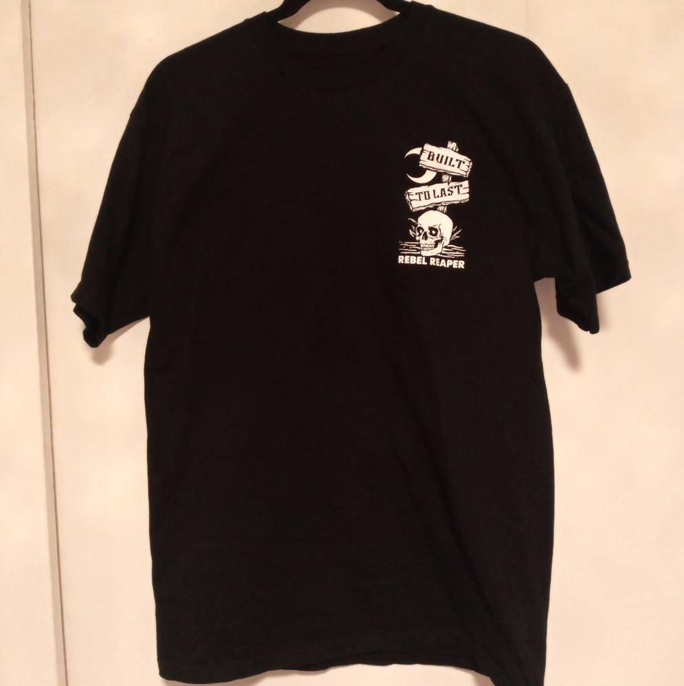 Rebel Reaper graphic t-shirt